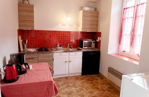 Saint-Dye-sur-Loire House | Maisonnette de La Boisselée
