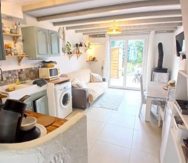 Saint-Vallier-de-Thiey House | Maisonnette au calme