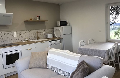 Nouvelle-Eglise House | Maisonnette 2 Chambres Tout Confort Avec Extérieur et Parking