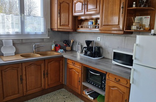 Clery-Saint-Andre House | Maisonnette Avec Jardin et Jacuzzi. Animaux de Compagnie Acceptés