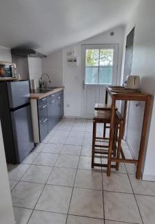 Puiseux-en-France Apartment | Maisonnette aux deux terrasses - Proche aéroport CDG et du Parc Asterix