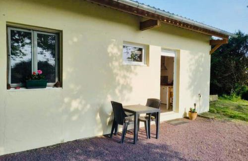 Quemper-Guezennec Apartment | Maisonnette bretonne