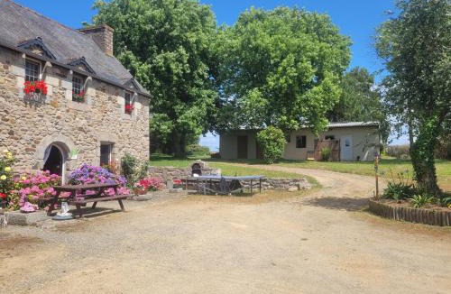 Quemper-Guezennec Apartment | Maisonnette bretonne