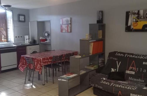 Montmiral House | Maisonnette campagnarde avec vue sur Vercors