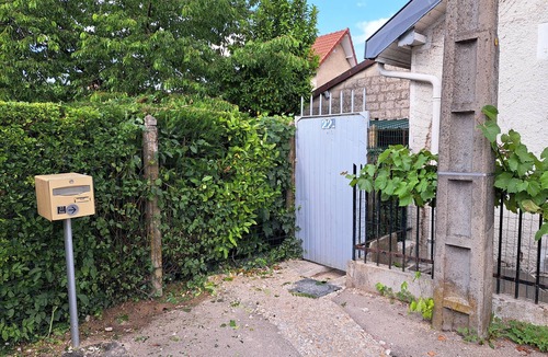 Sainte-Savine House | Maisonnette Centre Sainte Savine