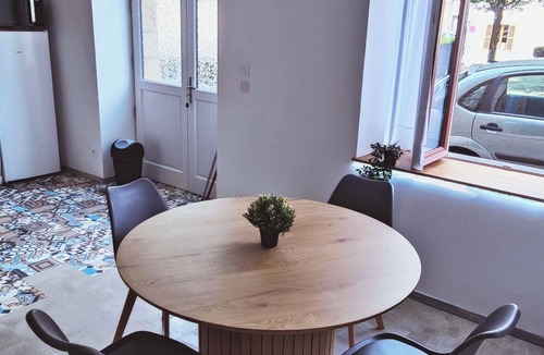 Chenove Hotel | Maisonnette Charme Cœur de Vigne 💒