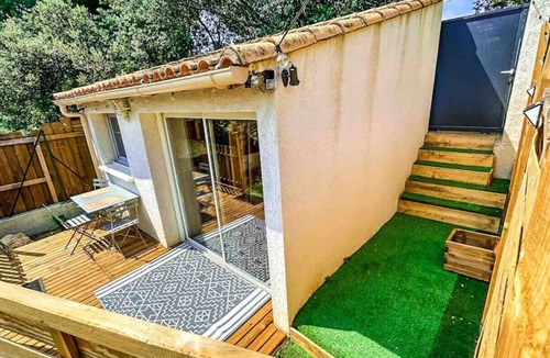Sussargues Apartment | Maisonnette Clim Piscine Jacuzzi