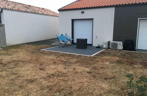 Sallertaine Apartment | Maisonnette climatisé avec terrasse et jardin