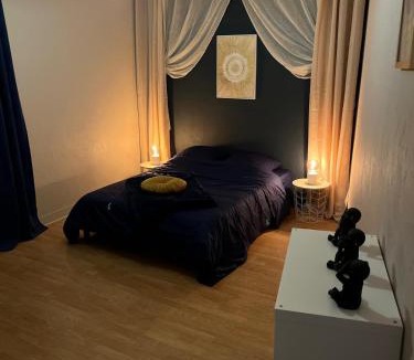 Villiers-sous-Grez Apartment | Maisonnette cosy Côté forêt