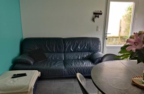 Dol-de-Bretagne Apartment | maisonnette cosy bien située