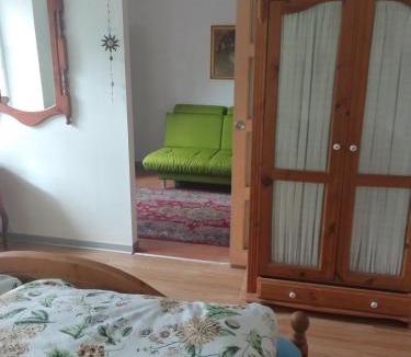 Le Puid House | Maisonnette de village du XVlle siécle