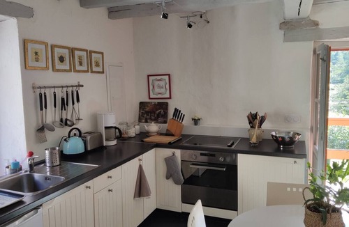 Semur-en-Auxois House | maisonnette du bateau lavoir