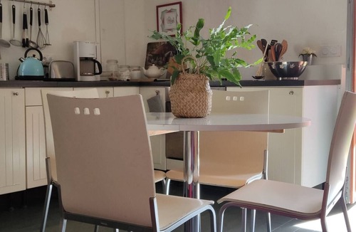 Semur-en-Auxois House | maisonnette du bateau lavoir