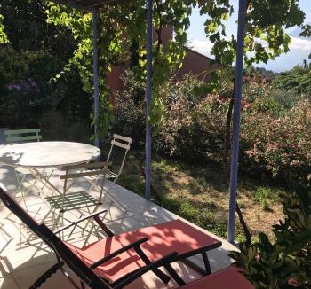 Molitg-les-Bains Apartment | Maisonnette El Puy