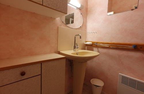 La Faute-sur-Mer House | Maisonnette ensoleillée près de la plage pour 4 pers. à La Faute-sur-Mer - FR-1-476-21
