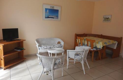 La Faute-sur-Mer House | Maisonnette ensoleillée, à 100m de la plage, animaux sur demande - FR-1-476-45