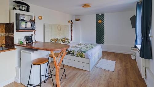 Carrieres-sous-Poissy House | Maisonnette cosy bord de Seine 30min paris