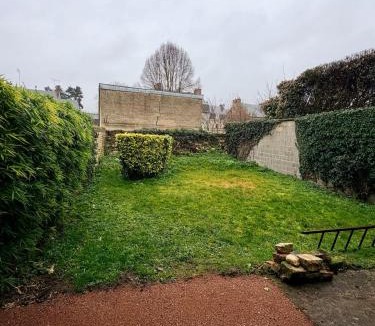 Cosne-Cours-sur-Loire Apartment | Maisonnette en coeur de ville