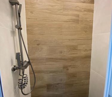 Saint-Andre-de-Lidon House | Maisonnette climatisée avec jardin proche océan