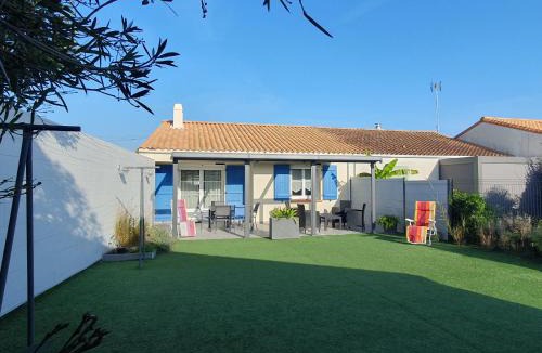 LʼAiguillon-sur-Mer House | Maisonnette proche du bourg, 5 pers, jardin - FR-1-476-84