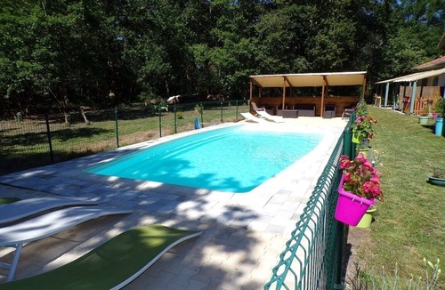 Gastes House | Maisonnette T2 ground floor 4 pers. Quiet location with swimming pool