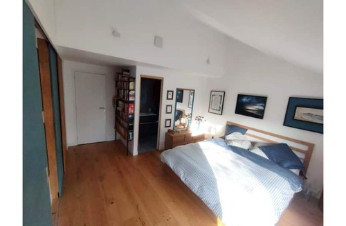 Maisons-Alfort House | Maisons-Alfort: the countryside near Paris