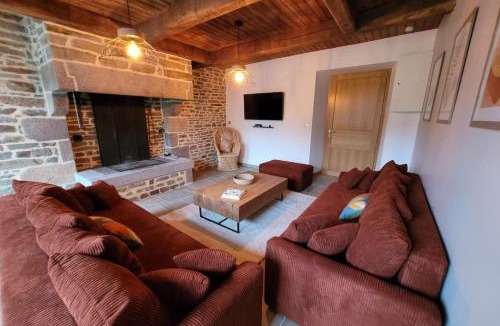 Equilly House | Maisons de Familles Quiet family-friendly vacation rental with a spa