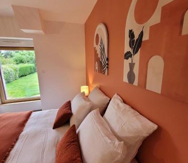 Equilly House | Maisons de Familles Quiet family-friendly vacation rental with a spa
