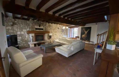La Chapelle-Moutils House | MAISONS - SAUNA, HAMMAN ET PISCINE. FÊTES INTERDIT