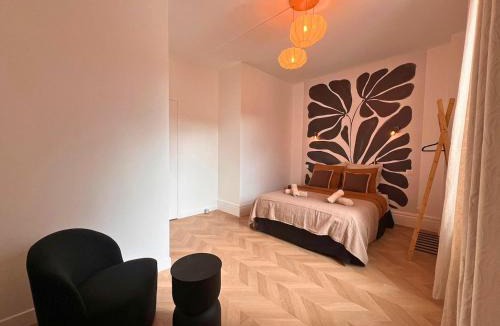 Romorantin-Lanthenay House | Maisons Sauvages -Piscine & Jacuzzi