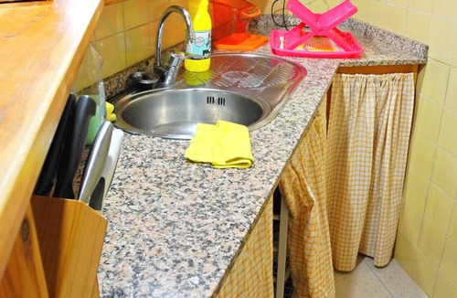 Torroja del Priorat Apartment | Maissonette with light, great room layout, ideal for remote working GLASFASER