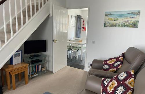 Weymouth House | Maisy Cottage