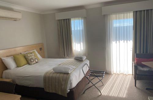 Rutherford Hotel | Maitland City Motel