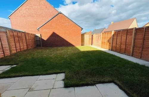 Willesborough House | Maize Walk Retreat - Ashford Beauty