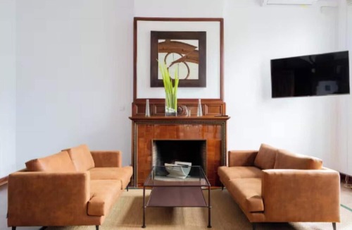 La Sagrera Apartment | Majestic 6-Bedroom Apartment in Central Barcelona
