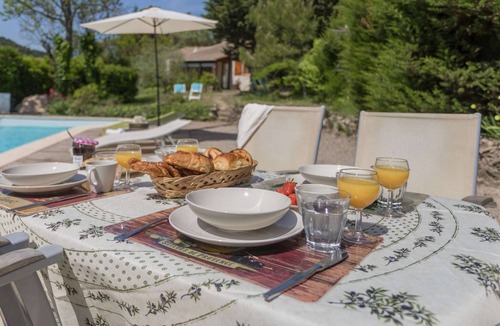 Montbrun-des-Corbieres Villa | Majestic Villa in Montbrun with Private Heated Pool