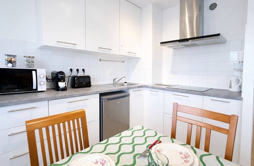 Torcy-le-Grand Apartment | Majestic Green Tone - Disneyland - Free Parking