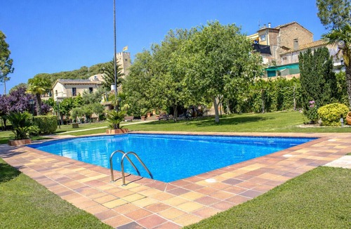 Santa Oliva Villa | Majestic history for 32 guests, 10km to the beach