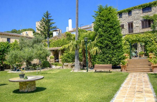 Santa Oliva Villa | Majestic history for 32 guests, 10km to the beach