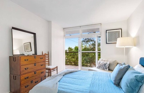 Darling Point Apartment | Majestic, Luxury executive apartment - Long term