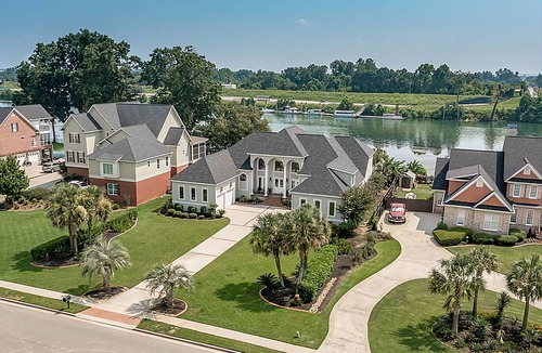 Augusta House | Majestic Modern Masters Rental on the Savannah River