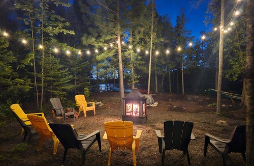 Irondale Cottage | Majestic Moose Lakehouse | Private West-Facing Lakefront Retreat