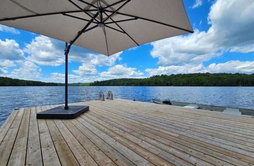 Irondale Cottage | Majestic Moose Lakehouse | Private West-Facing Lakefront Retreat