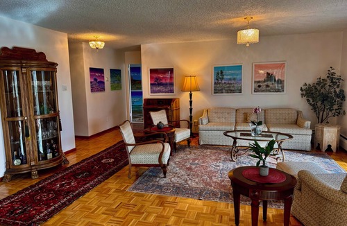 Skyway Condo | Majestic Mountain Views