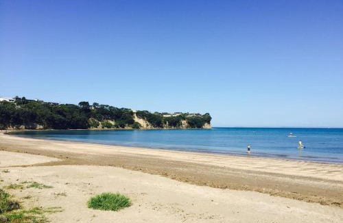 Arkles Bay House | Majestic Palm Cove