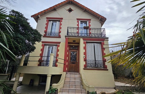 Noisy-le-Grand House | Majestic residence 20 minutes from Paris