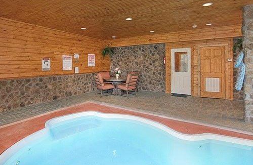 Sevierville House | Majestic Springs Lodge