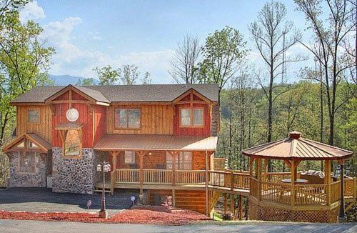 Sevierville House | Majestic Springs Lodge
