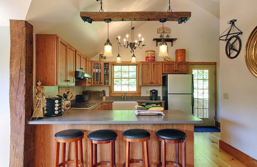 Wells Bed & Breakfast | Majestic Suite Sleeps Four Mountain Views Bed and Breakfast Vermont