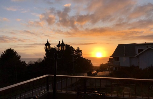 Roads End House | Majestic View, Luxury Home, Corp Retreat, Sauna, Roads End